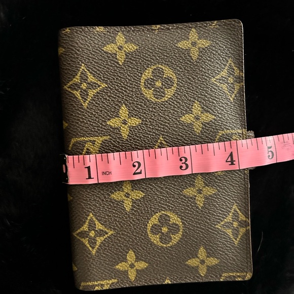 📒 Louis Vuitton Brown PM Planner/passport holder - Picture 4 of 9